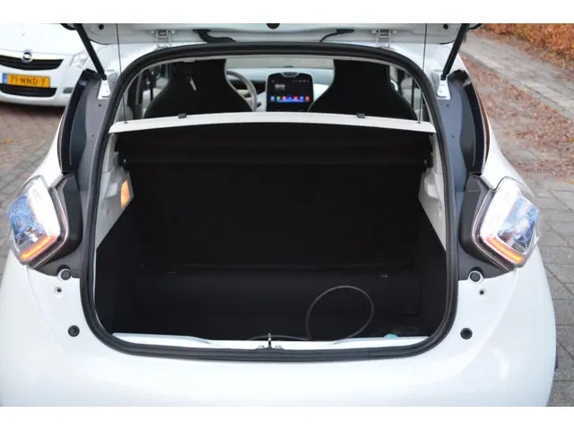 Renault ZOE R90 Life 41 kWh 2017 Elektrisch 27