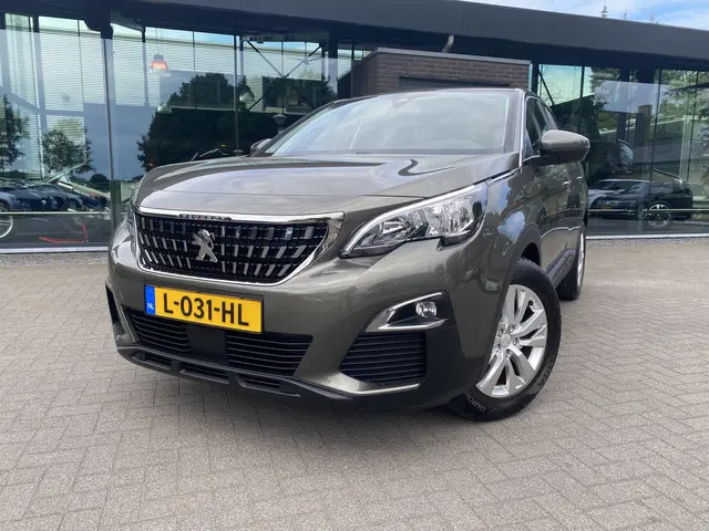 Peugeot 3008 1.2 PureTech Allure Automaat 2017 Benzine 4