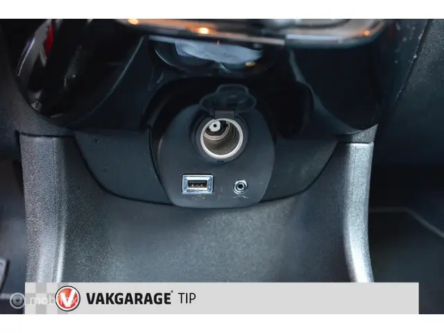 Peugeot 108 1.0 e-VTi Allure 2019 Benzine 16