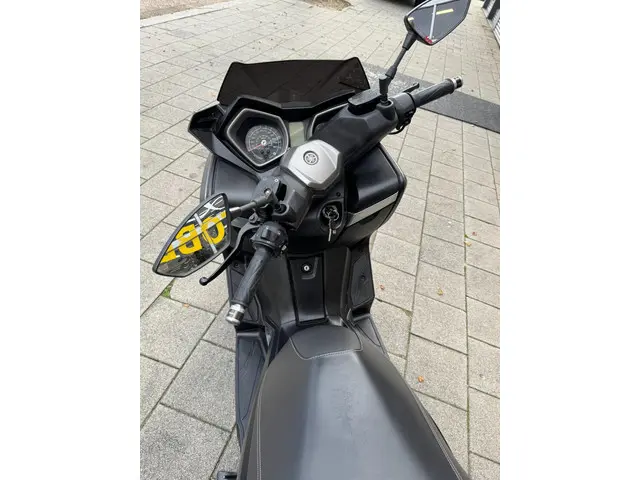 Yamaha X MAX Scooter 400 ABS 2017 Benzine 8