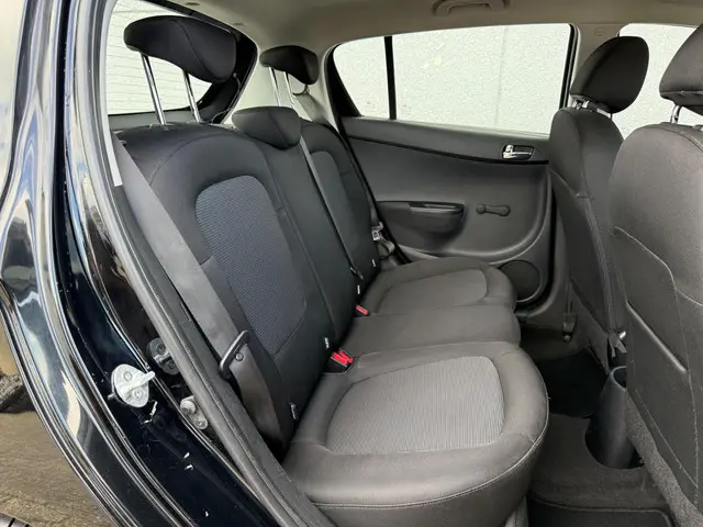 Hyundai i20 1.2i i-86PK Airco|Navigatie|Led!!! 2014 Benzine 14