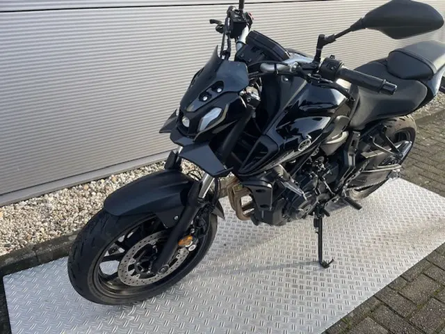 Yamaha MT 07 ABS 2021 Benzine 19