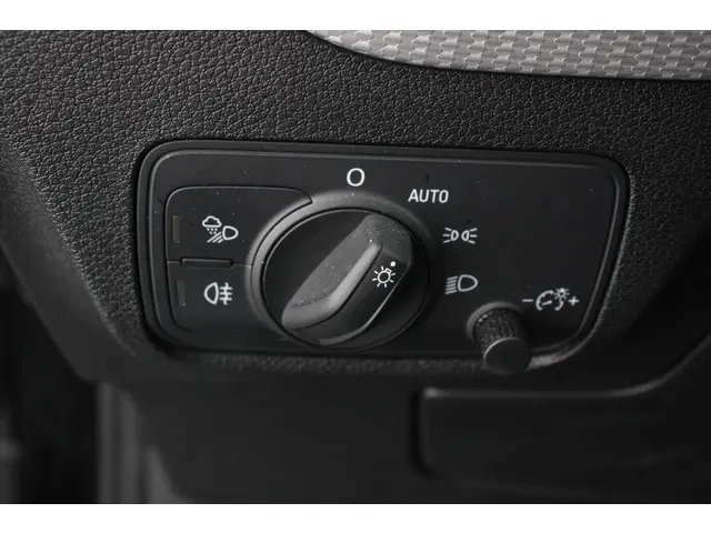 Audi Q2 35 TFSI 150pk S-tronic Prestige 2022 Benzine 14