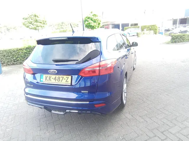 Ford Focus Wagon 1.0 ST-Line 2016 Benzine 6