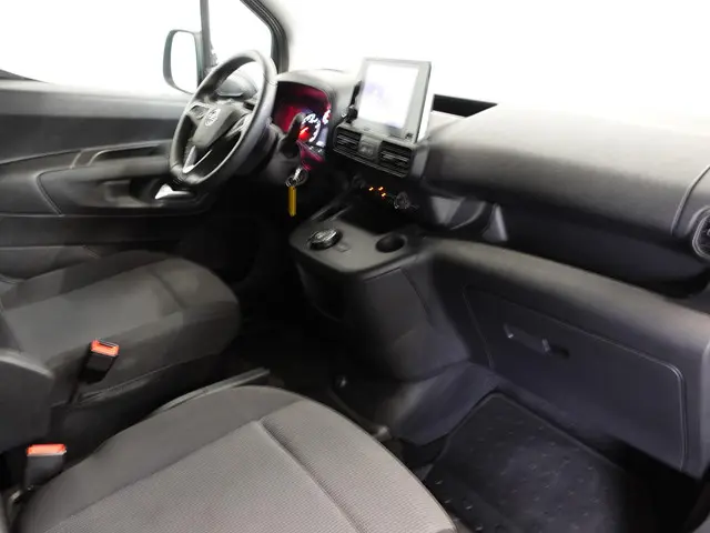 Opel Combo 1.5D L1H1 Edition Automaat 2023 Diesel 36