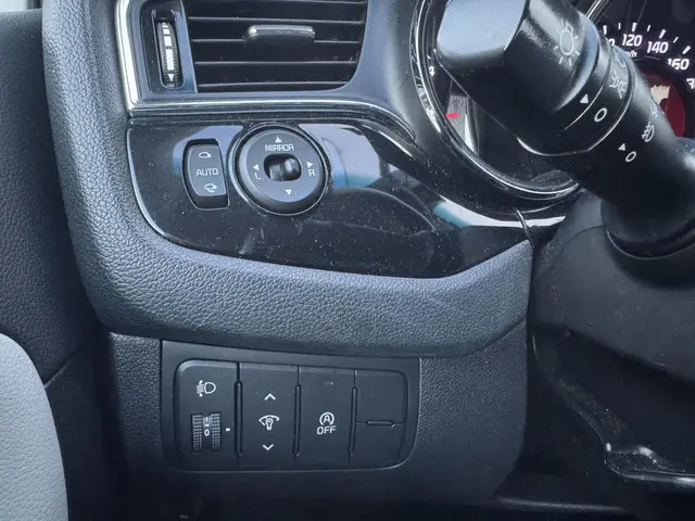 Kia cee'd Sportswagon 1.6 GDI ExecutiveLine 2015 Benzine 21