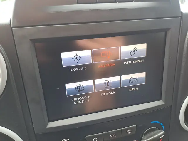 Citroën Berlingo 1.6 HDI 75 Club 2015 Diesel 14
