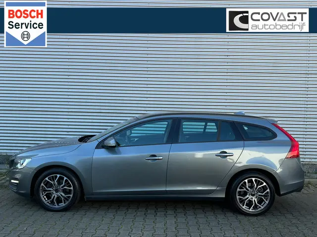 Volvo V60 1.5 T2 Nordic NAVI|100D.KM|17"LMV 2017 Benzine 2