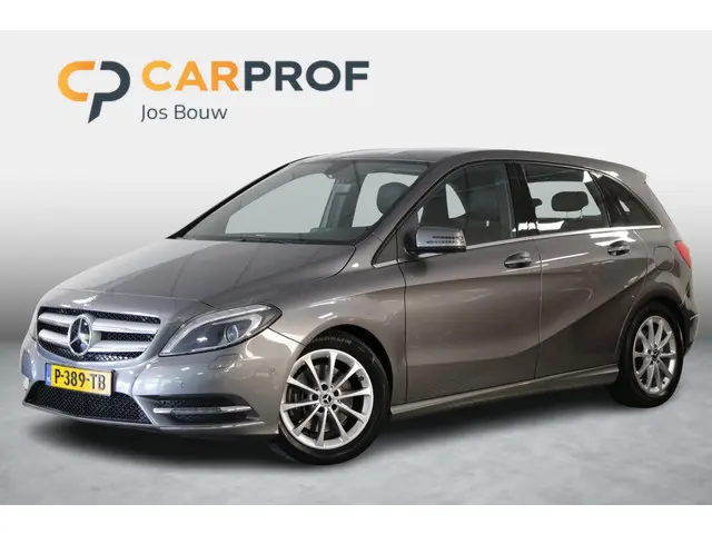 Mercedes-Benz B-Klasse 220 4Matic Ambition 2015 Benzine