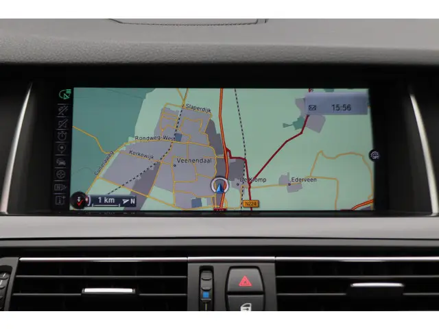 BMW 5 Serie Touring 535i Luxury Edition 2016 Benzine 43