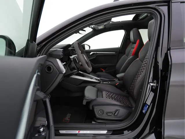 Audi RS3 Sportback 2.5 TFSI quattro 2022 Benzine 8