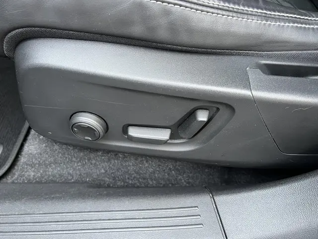 Volvo XC40 Recharge P8 AWD R-Design 2020 Elektrisch 37
