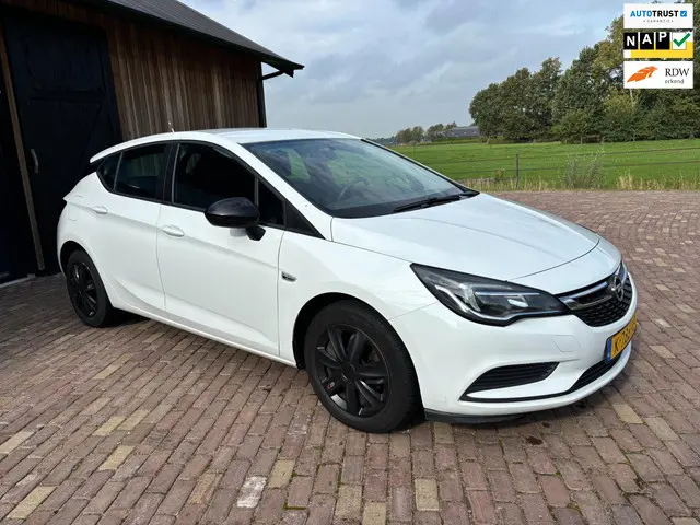 Opel Astra 1.4 2017 Benzine