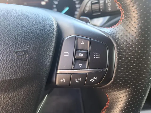 Ford Focus 1.0 EcoBoost Titanium Business 2019 Benzine 17