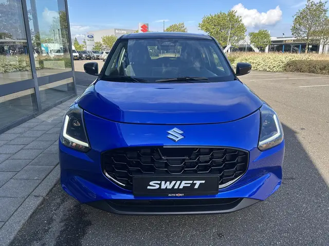 Suzuki Swift 1.2 Style Smart Hybrid 2025 Benzine 5