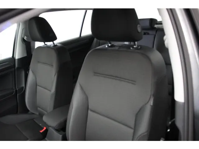 Volkswagen e-Golf Edition 2019 Elektrisch 18