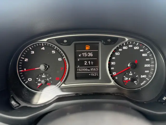 Audi A1 Sportback 1.2 TFSI S-Line Bj 2014 2014 Benzine 23
