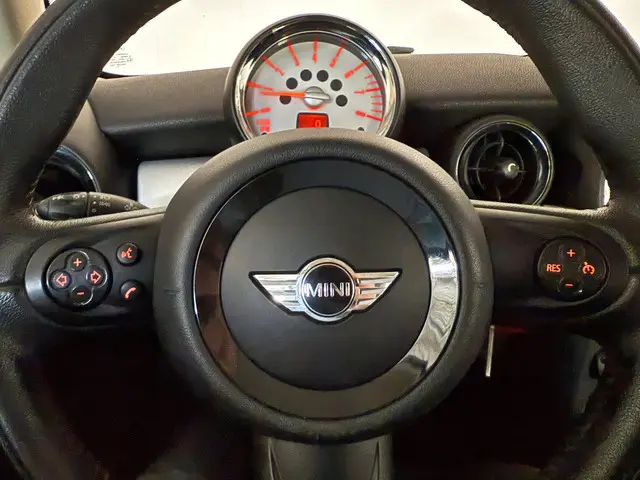 MINI One Mini 1.6 Chili Airco, LMV, Navigatie 2014 Benzine 17
