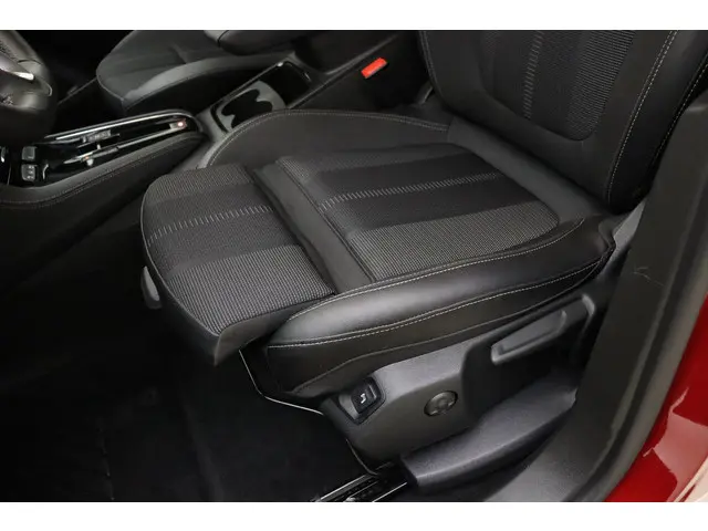Opel Grandland 1.2 Turbo Level 3 2024 Benzine 18
