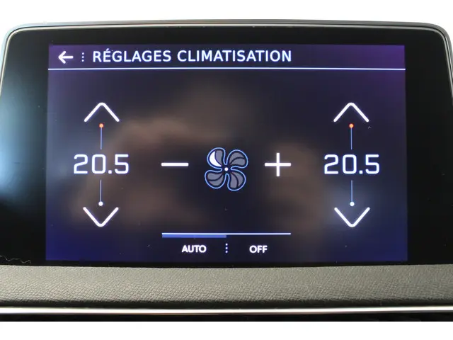 Peugeot 3008 1.2 PureTech Allure 2019 Benzine 16