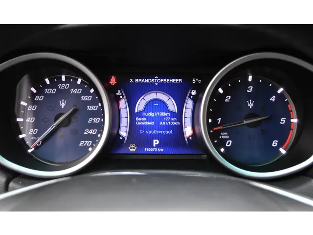 Maserati Ghibli 3