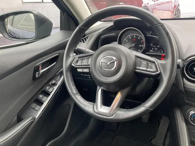 Mazda 2 Skyactiv-G 90 5MT GT-M 2019 Benzine 14