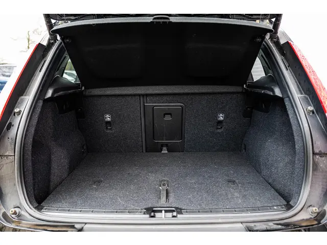 Volvo XC40 Recharge Core 2021 Elektrisch 27