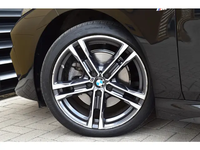 BMW 2 Serie Gran Coupé 218i 2021 Benzine 28