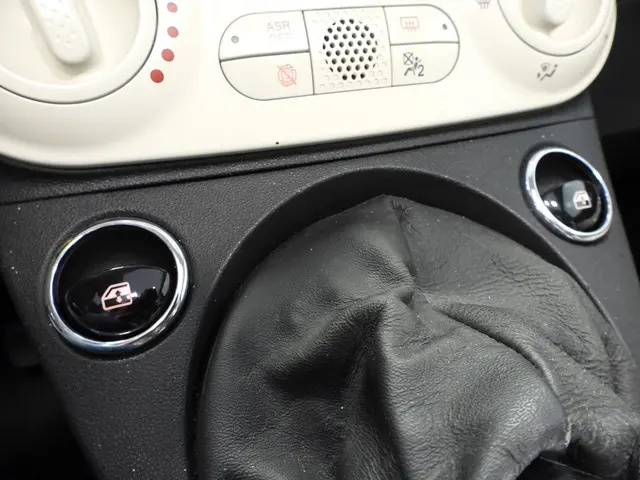 Fiat 500C 1.0 Cabrio Hybrid Dolcevita 2021 Benzine 16