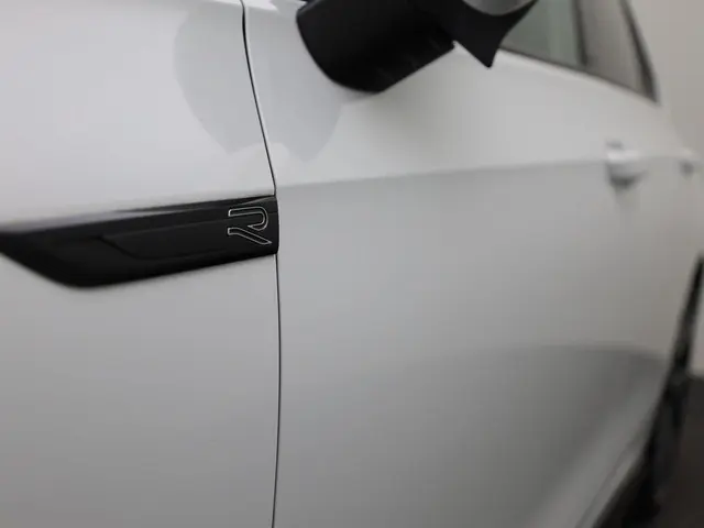 Volkswagen Golf 1.5TSI/130PK R-Line 2021 Benzine 34