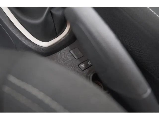Renault Captur TCe 90 Limited 2018 Benzine 40