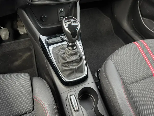 Opel Crossland 1.2 Turbo GS Line 2022 Benzine 19