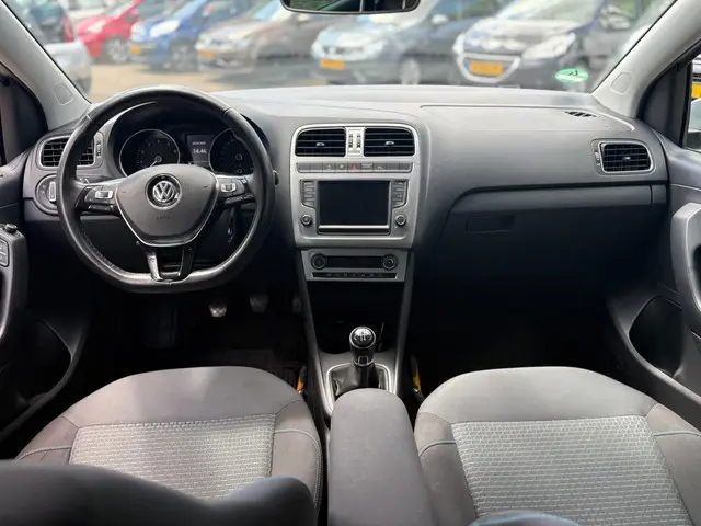 Volkswagen Polo 1.0 BlueMotion Edition 2015 Benzine 10