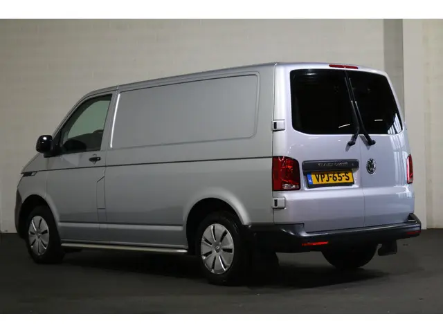 Volkswagen Transporter 2.0 TDI L1 H1 Airco 2022 Diesel 9