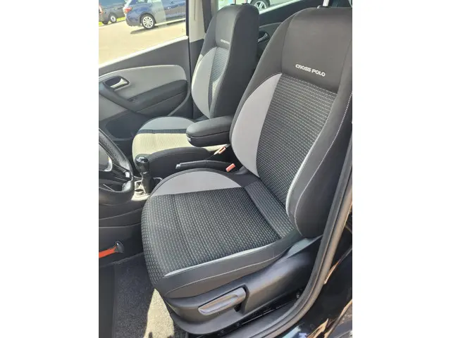 Volkswagen Polo 1.2 TSI Cross 2014 Benzine 18