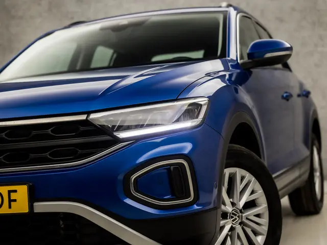 Volkswagen T-Roc 1.5 TSI Life Sport 2023 Benzine 14