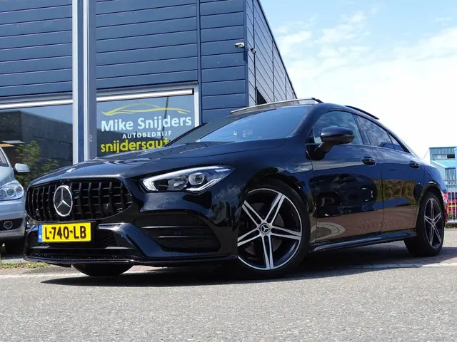 Mercedes-Benz CLA 250 4MATIC Premium 2020 Benzine 22