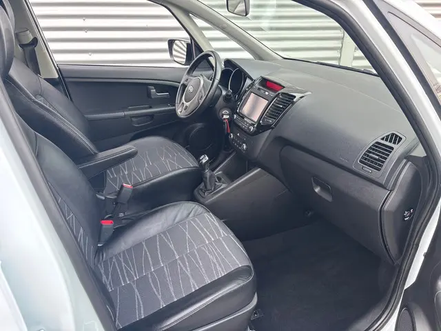 Kia Venga 1.4 CVVT DynamicLine 2015 Benzine 5