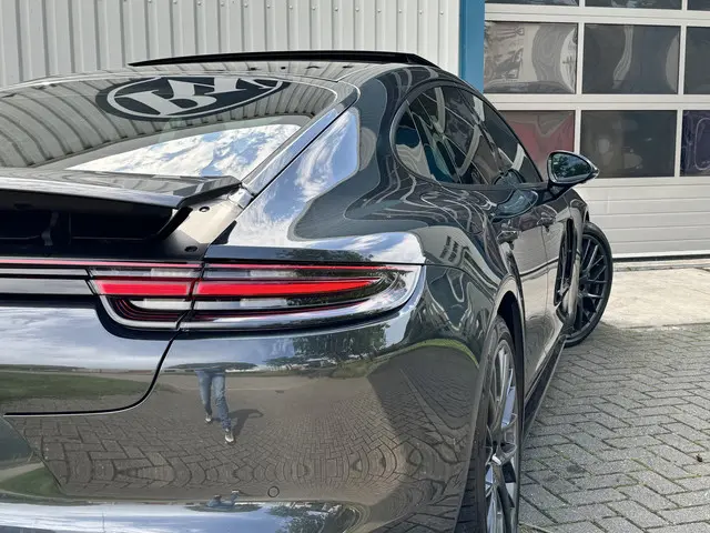 Porsche Panamera 2.9 4 E-Hybrid 2017 Hybride Benzine 6