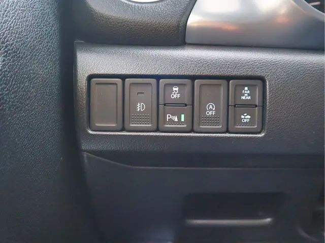 Suzuki Vitara 1.6 High Executive 2015 Benzine 12