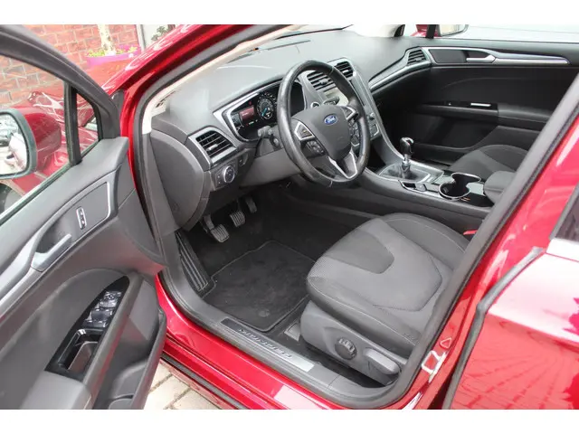 Ford Mondeo Wagon 1.5 Titanium LED/PDC/LMV 2016 Benzine 7