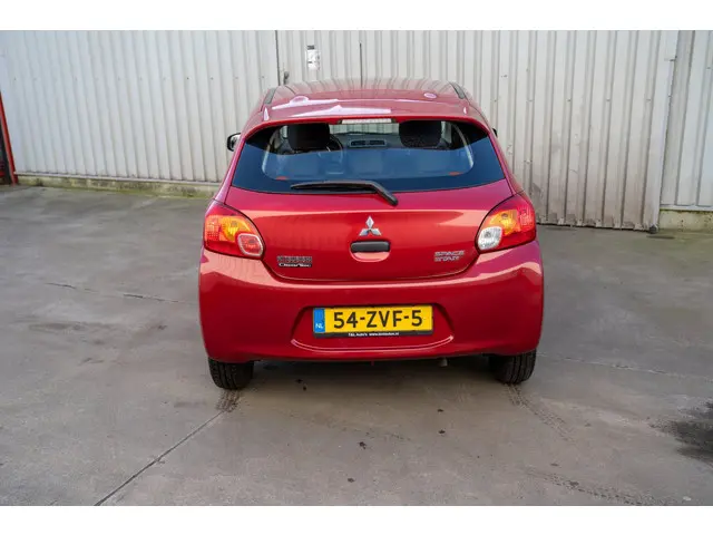 Mitsubishi Space Star 1.0 Inform 2013 Benzine 11