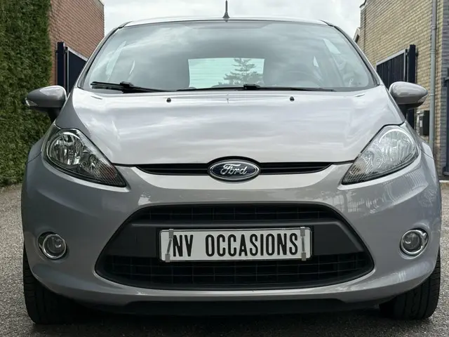 Ford Fiesta 1.4 Titanium 2012 Benzine 3
