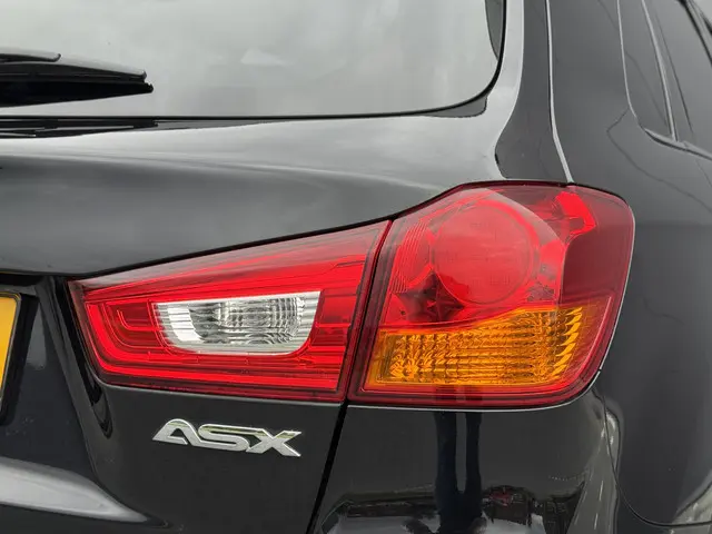 Mitsubishi ASX 1.6 Cleartec Intense 2017 Benzine 15