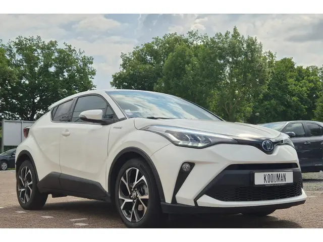 Toyota C-HR 1.8 Hybrid Dynamic 2021 Hybride Benzine 3