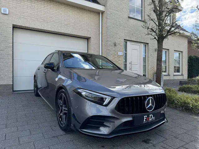 Mercedes-Benz A-Klasse 180 AMG Aut 2020 Benzine 16