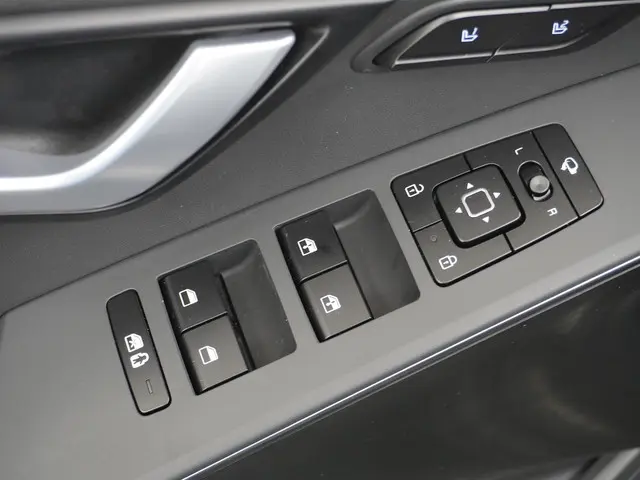 Kia Niro EV ExecutiveLine 64.8 kWh 2023 Elektrisch 19