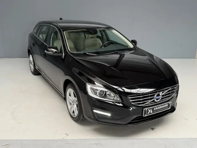 Volvo V60 1.5 T3 Nordic+ 2017 Benzine 27