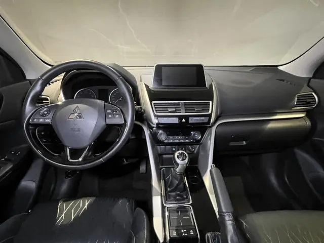 Mitsubishi Eclipse Cross 3