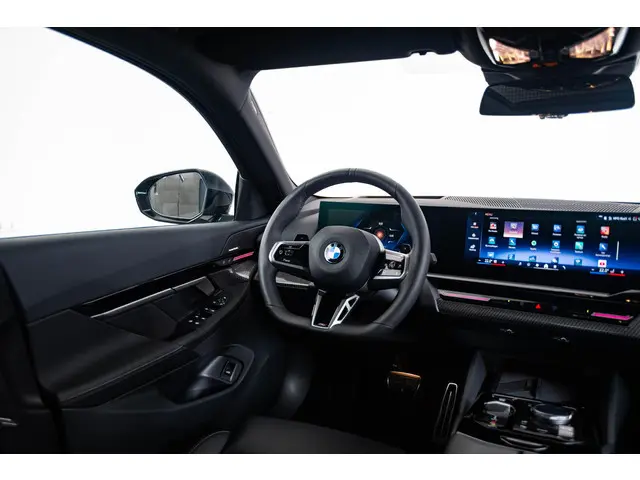 BMW 5 Serie 520i 2024 Benzine 52